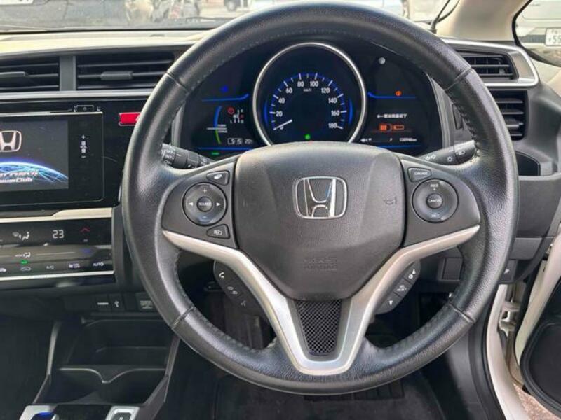 FIT HYBRID