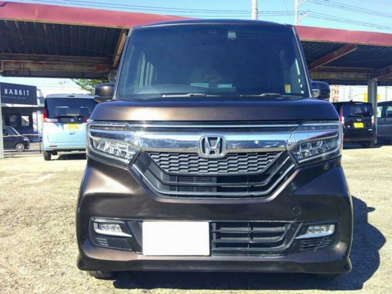 N BOX CUSTOM