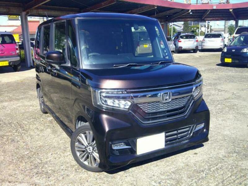 N BOX CUSTOM