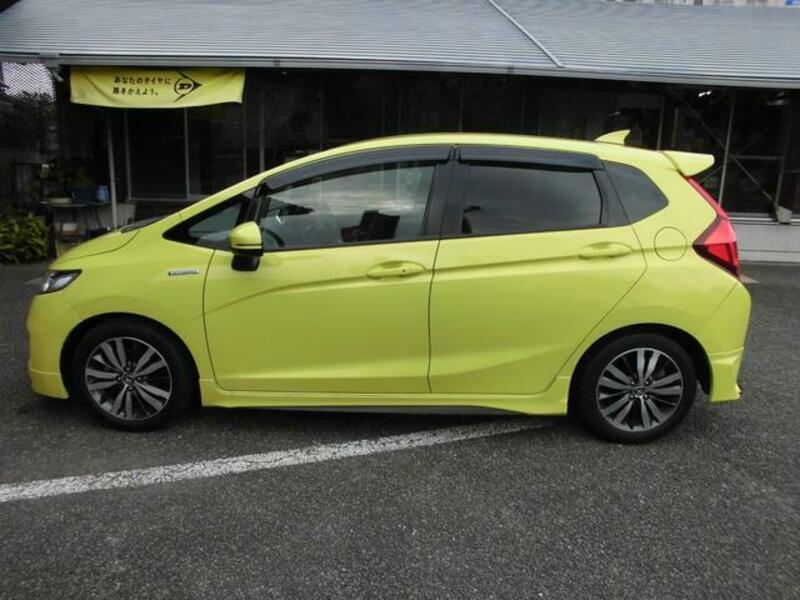 FIT HYBRID