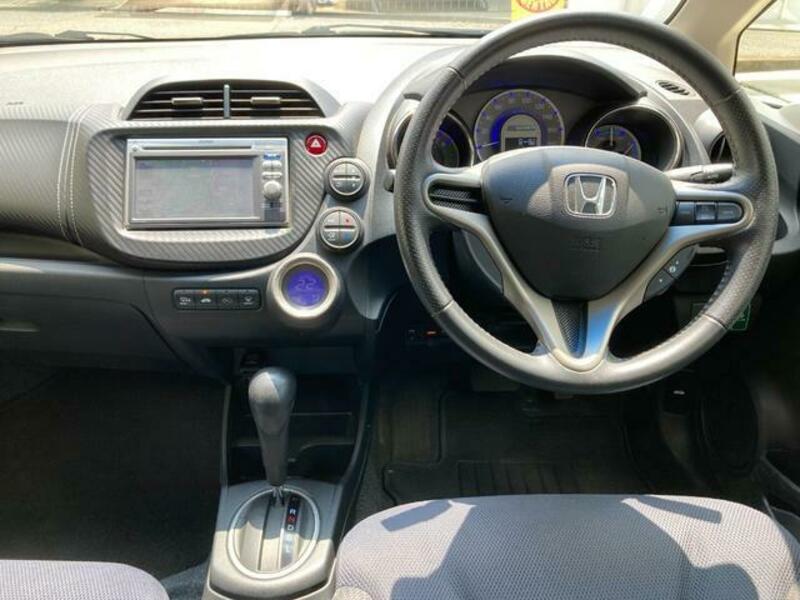 FIT HYBRID