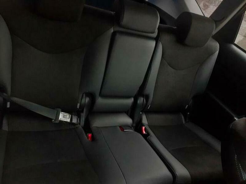 PRIUS ALPHA