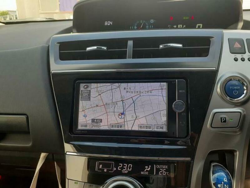 PRIUS ALPHA