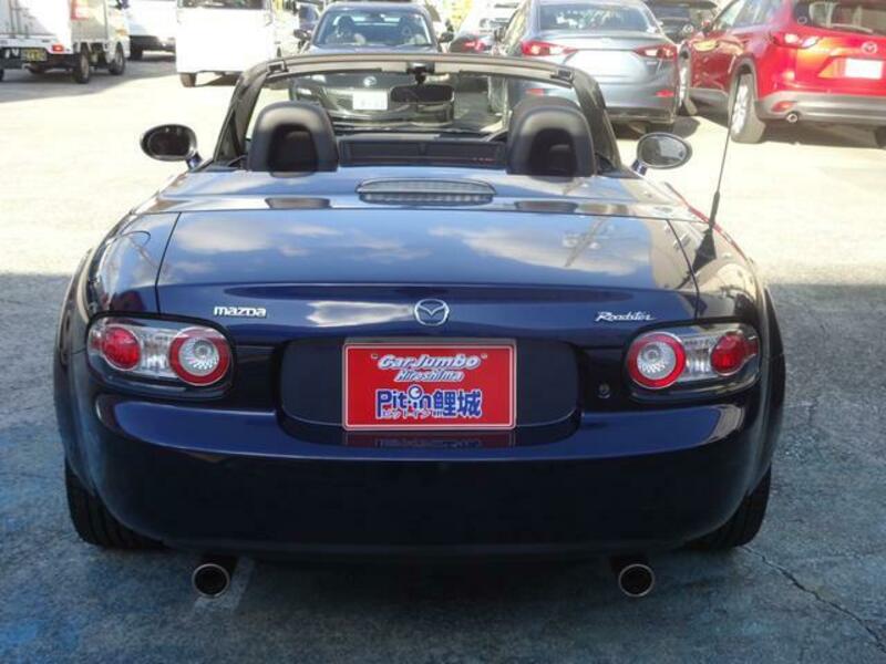 ROADSTER