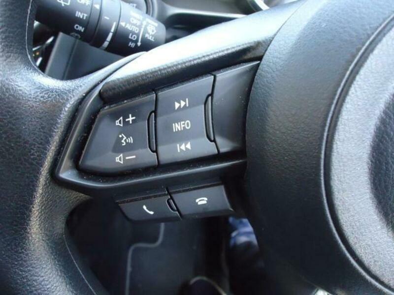 MAZDA2