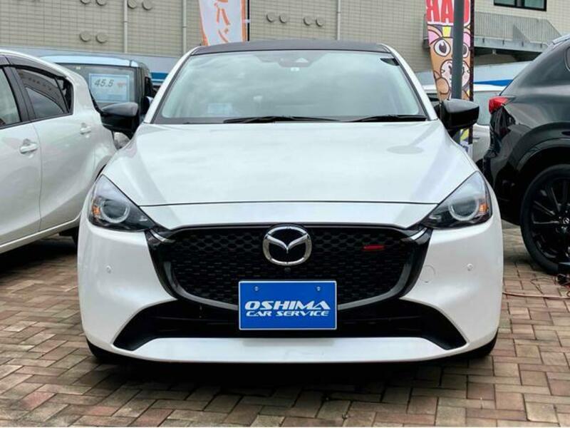 MAZDA2