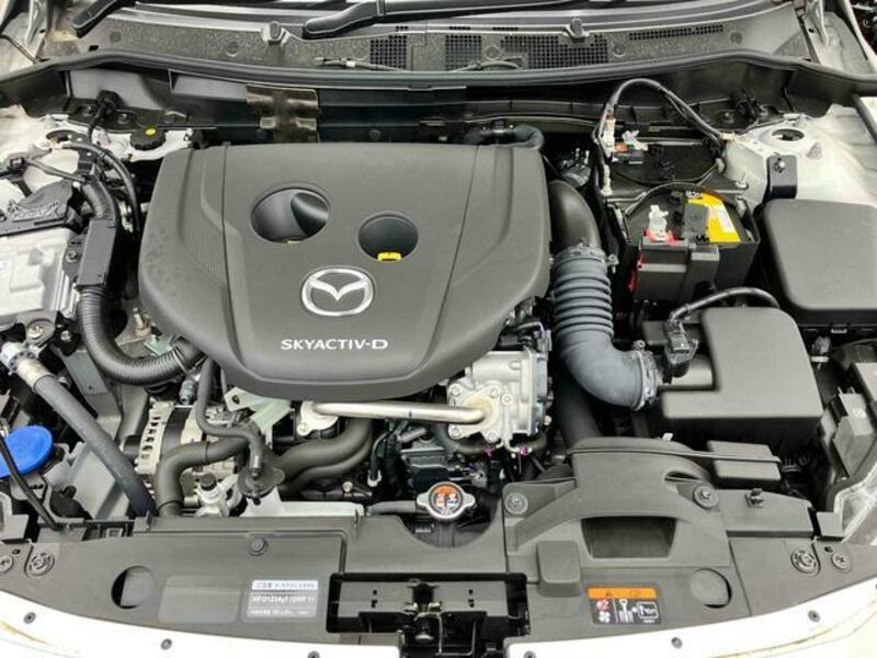 MAZDA2