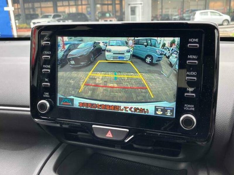 YARIS CROSS
