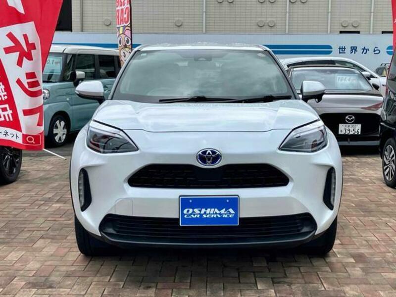 YARIS CROSS