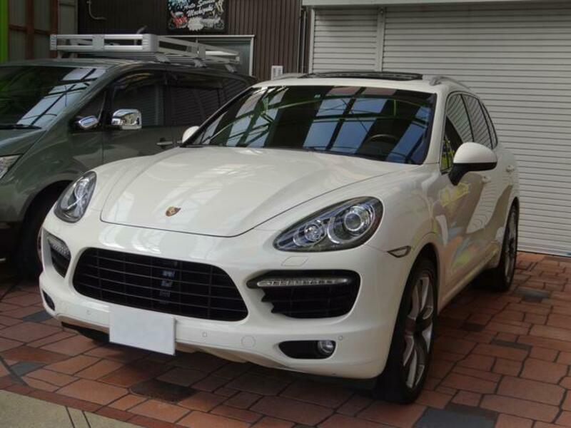 CAYENNE