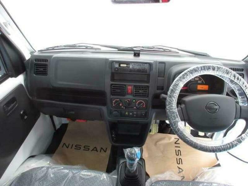 CLIPPER TRUCK