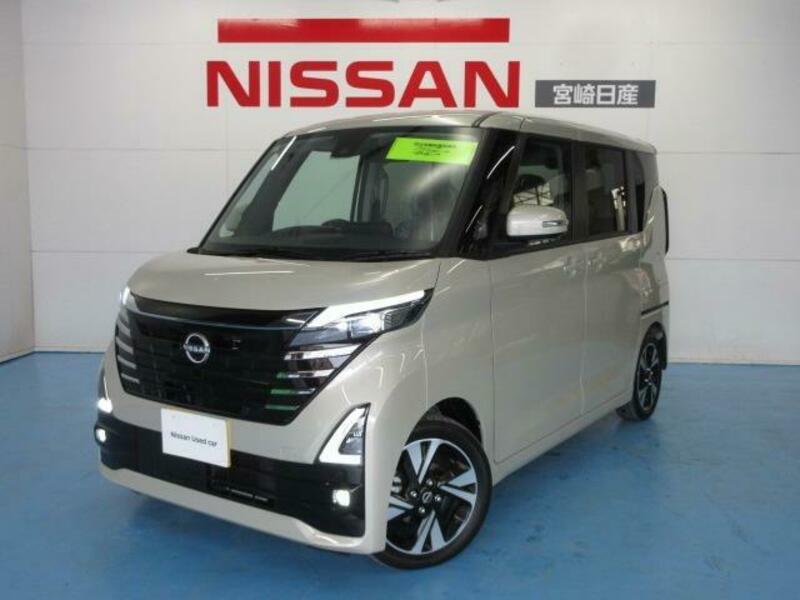 NISSAN ROOX