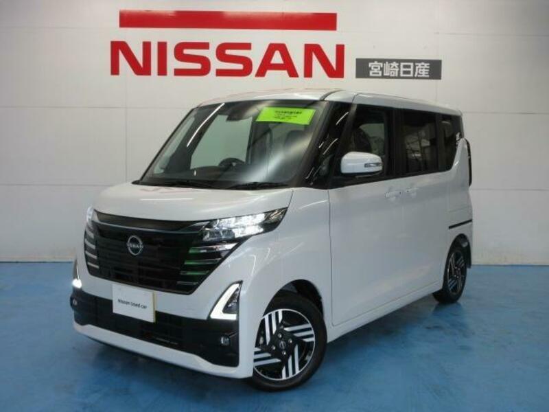 NISSAN ROOX