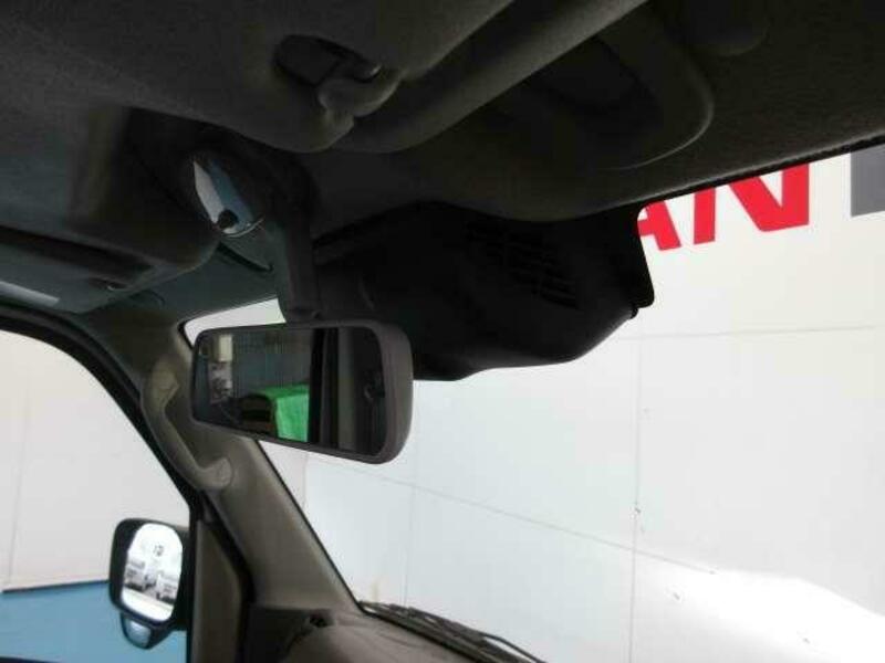 CLIPPER VAN