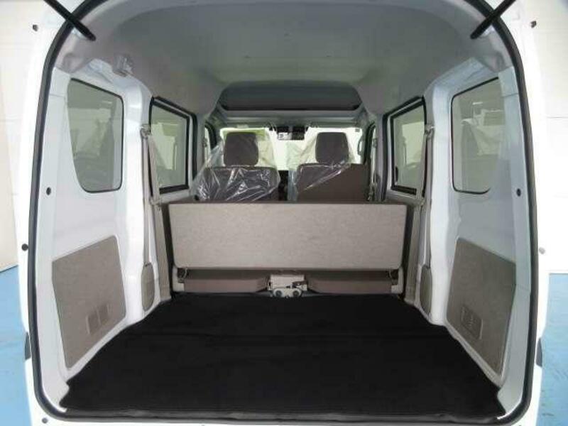 CLIPPER VAN