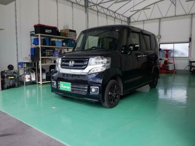 HONDA N BOX CUSTOM