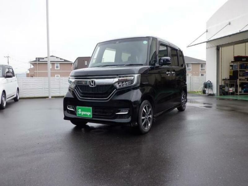 HONDA N BOX CUSTOM