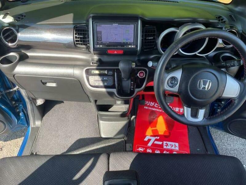N BOX CUSTOM