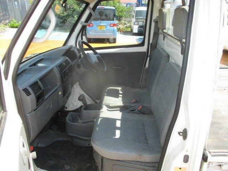 MINICAB TRUCK