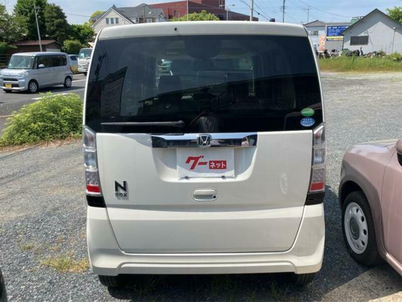 N BOX