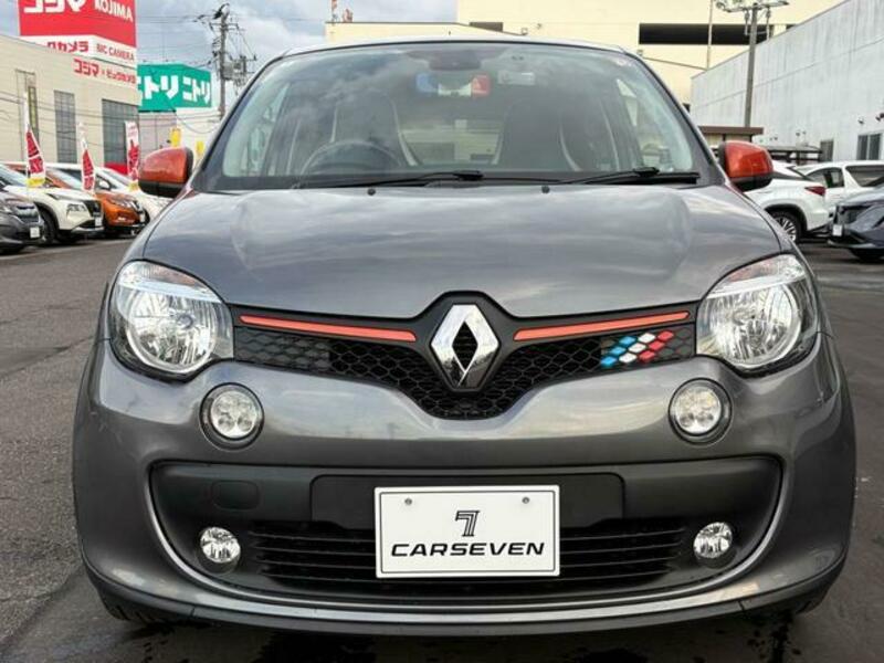 TWINGO