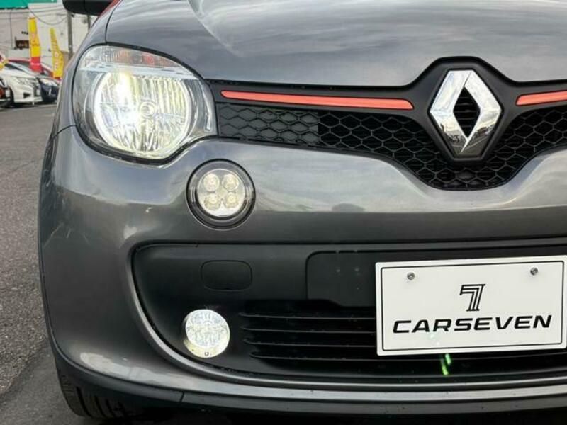 TWINGO