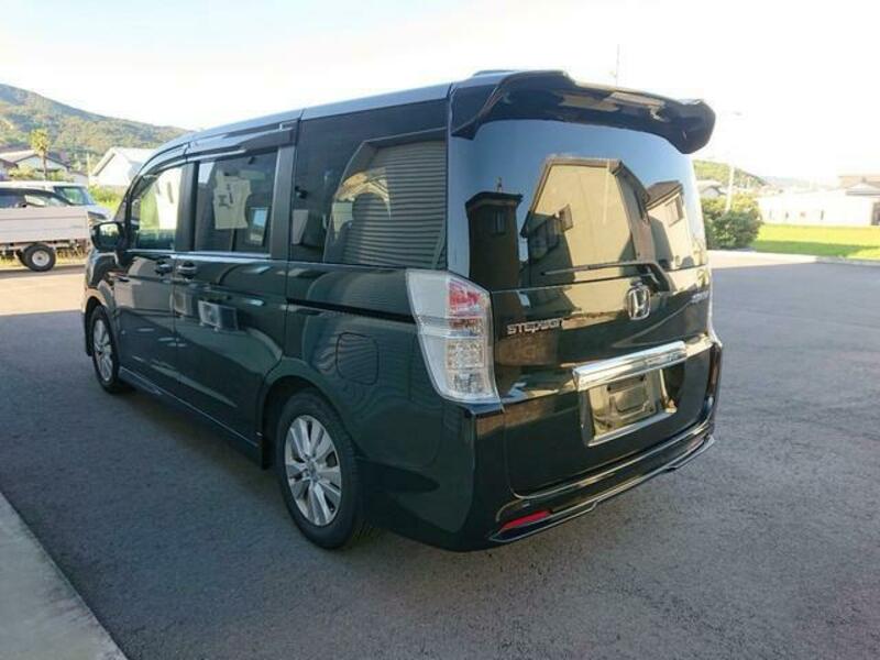 STEPWAGON SPADA