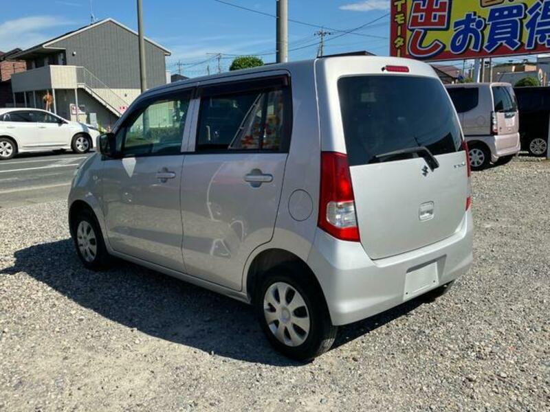 WAGON R