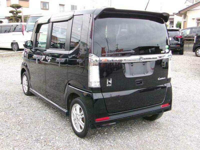N BOX CUSTOM
