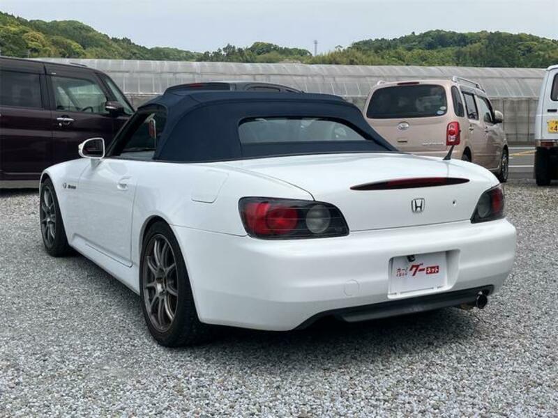 S2000