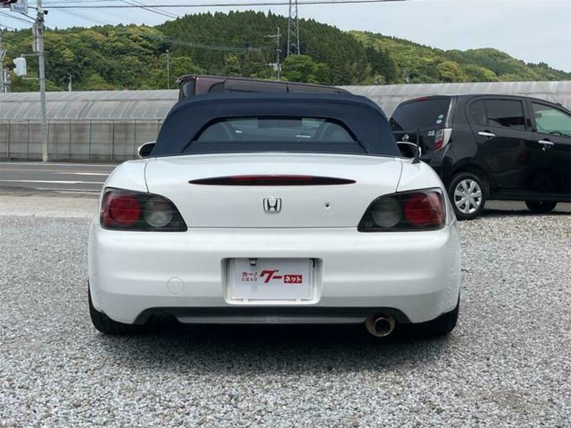 S2000