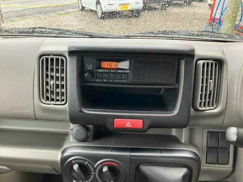 MINICAB VAN