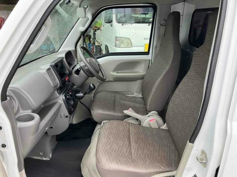 MINICAB VAN