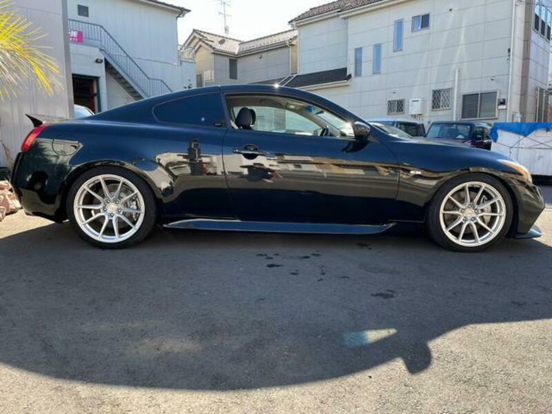 SKYLINE