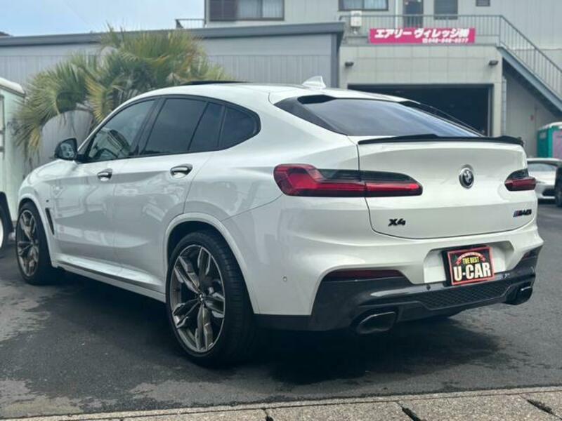 X4