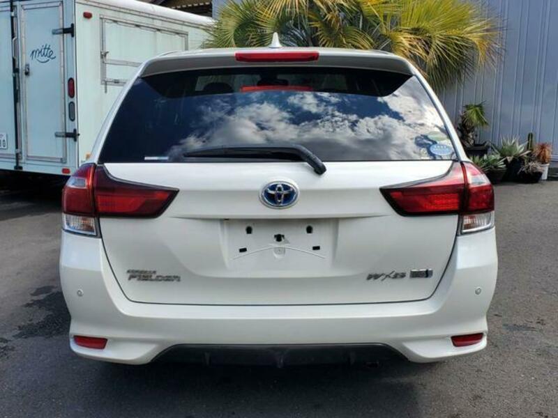 COROLLA FIELDER