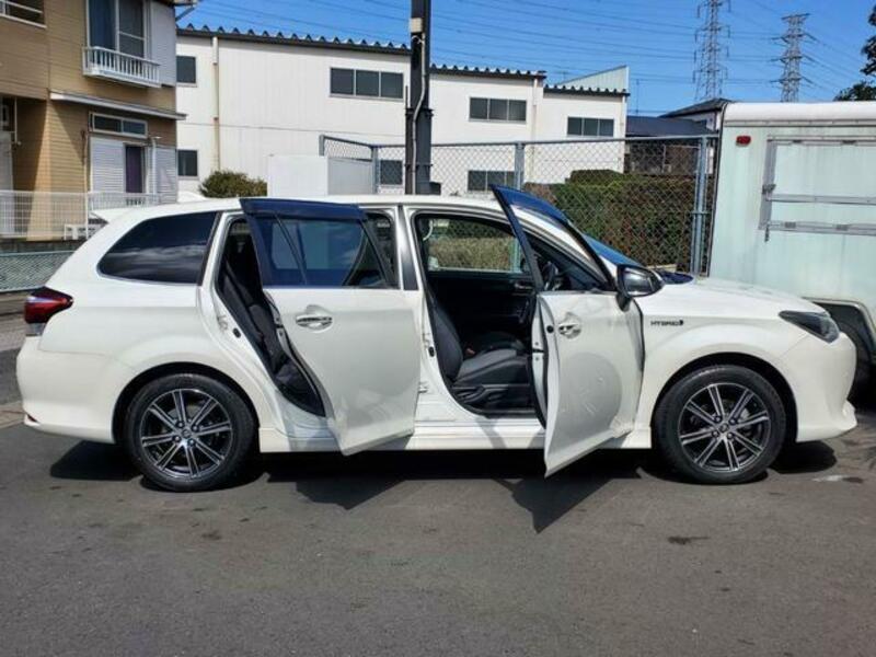 COROLLA FIELDER