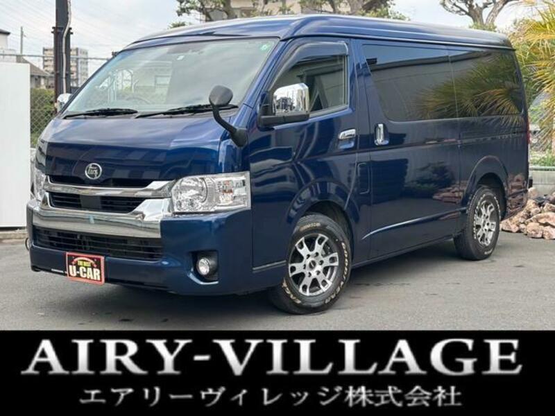 TOYOTA HIACE WAGON