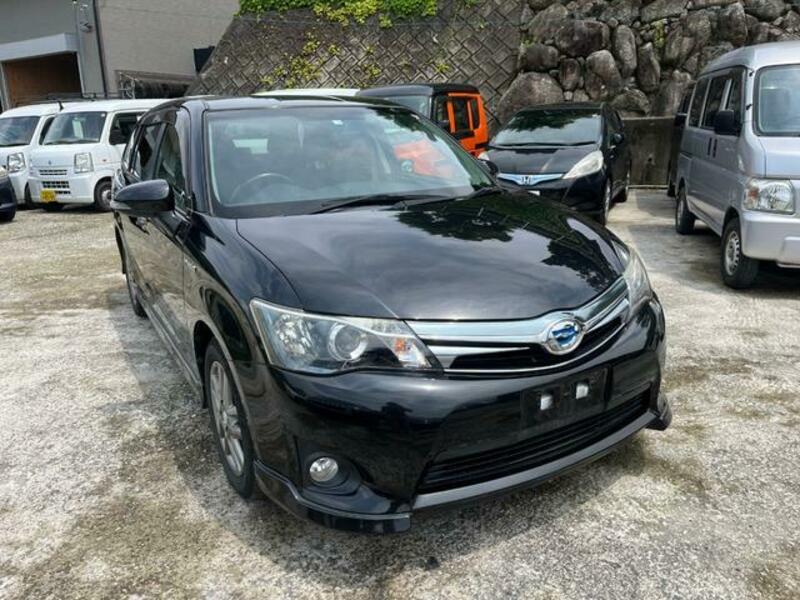 COROLLA FIELDER