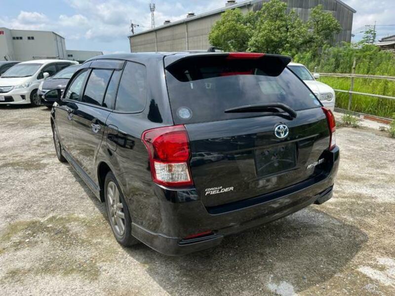 COROLLA FIELDER