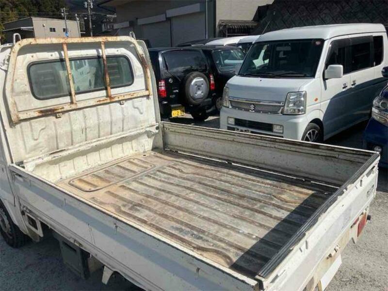 CARRY TRUCK