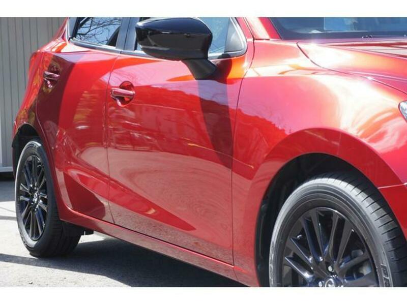 MAZDA2
