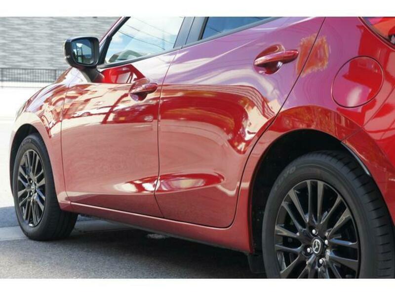 MAZDA2