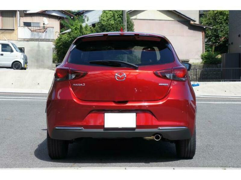 MAZDA2