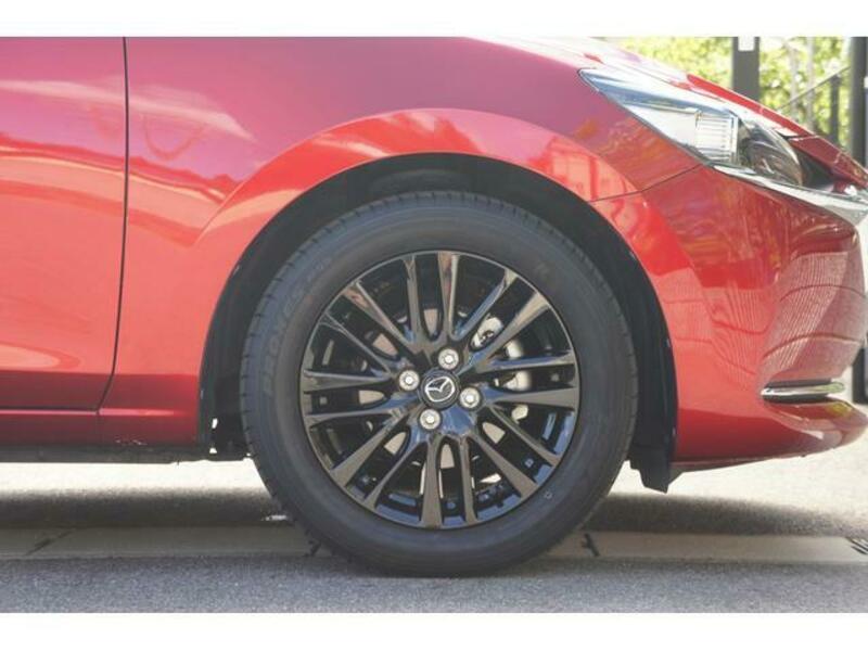 MAZDA2