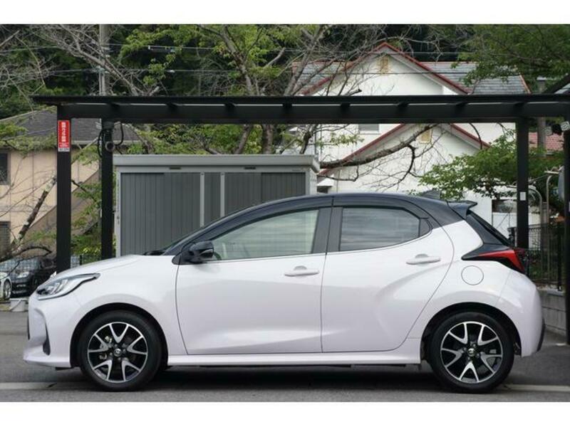 YARIS
