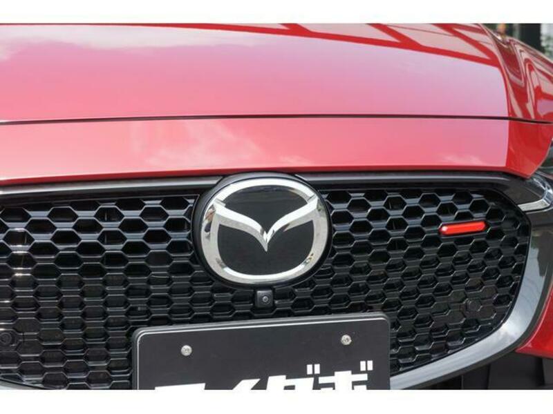 MAZDA2