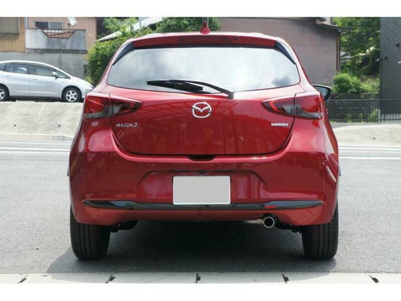 MAZDA2