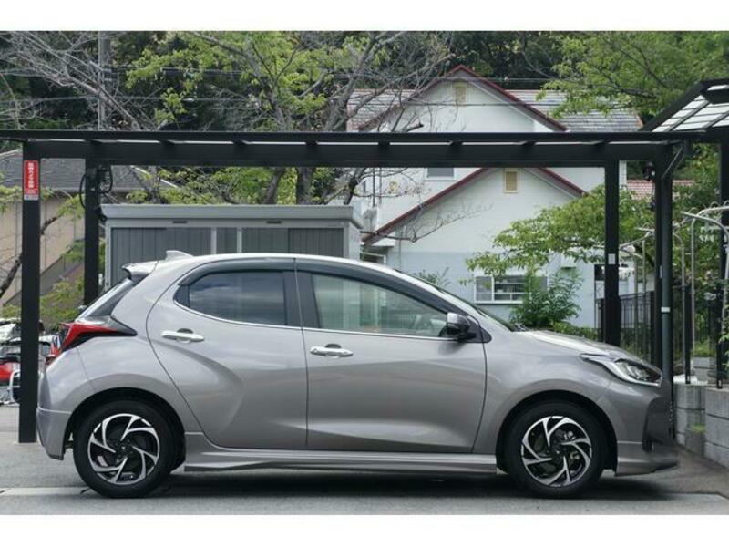 YARIS
