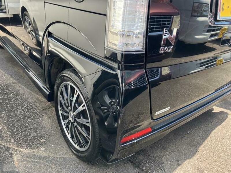 N BOX CUSTOM